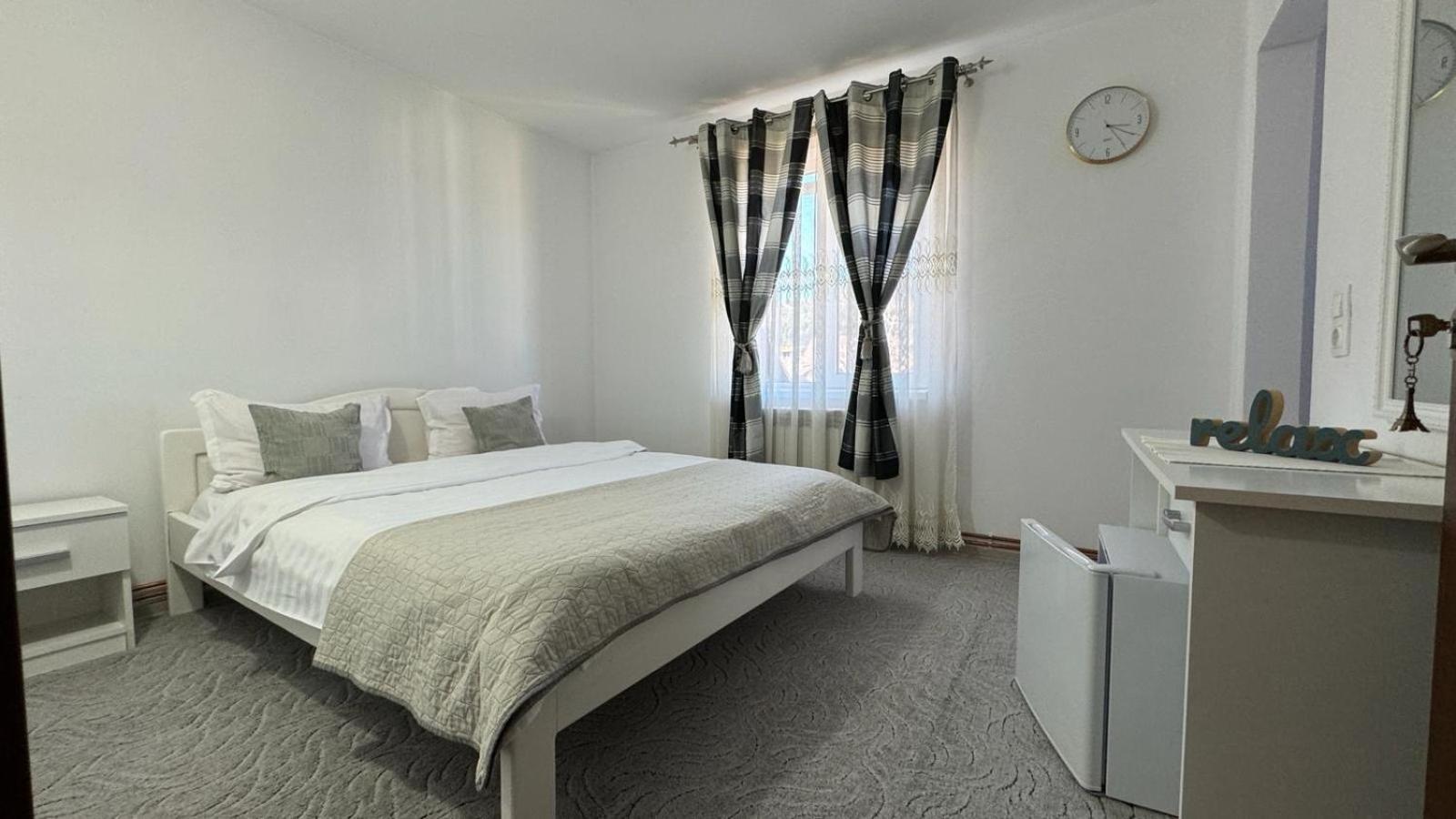 Casa Nicoladis Apartment Zarnesti Luaran gambar