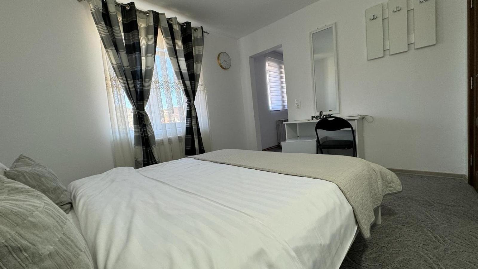 Casa Nicoladis Apartment Zarnesti Luaran gambar